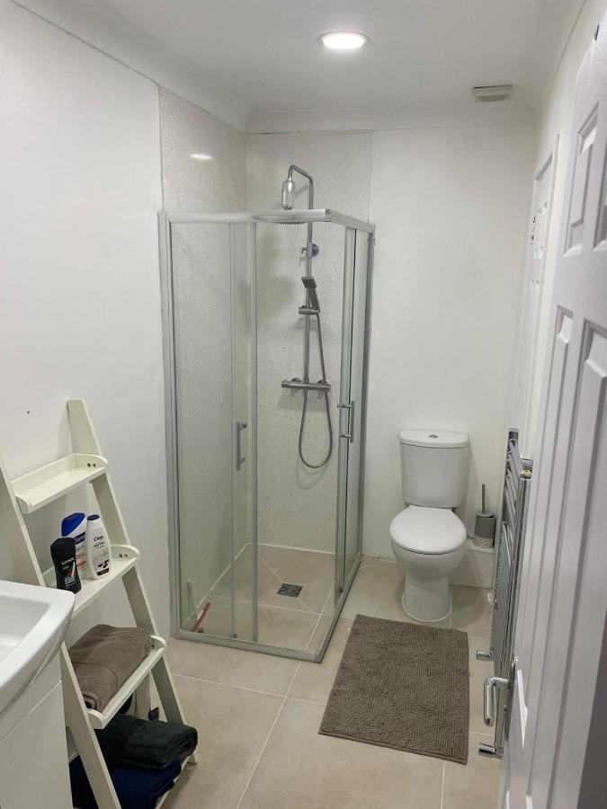 Rainbow Quays Apartment Лондон Екстериор снимка