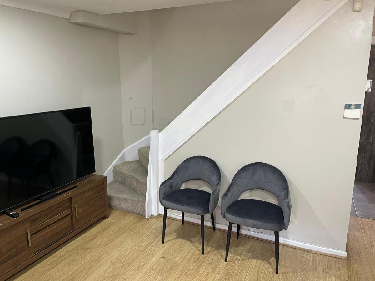Rainbow Quays Apartment Лондон Екстериор снимка